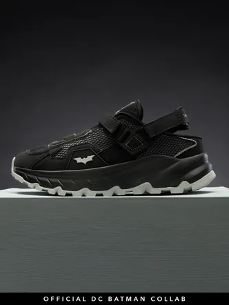 Batman Matte Black Low Top Sneakers - Men's